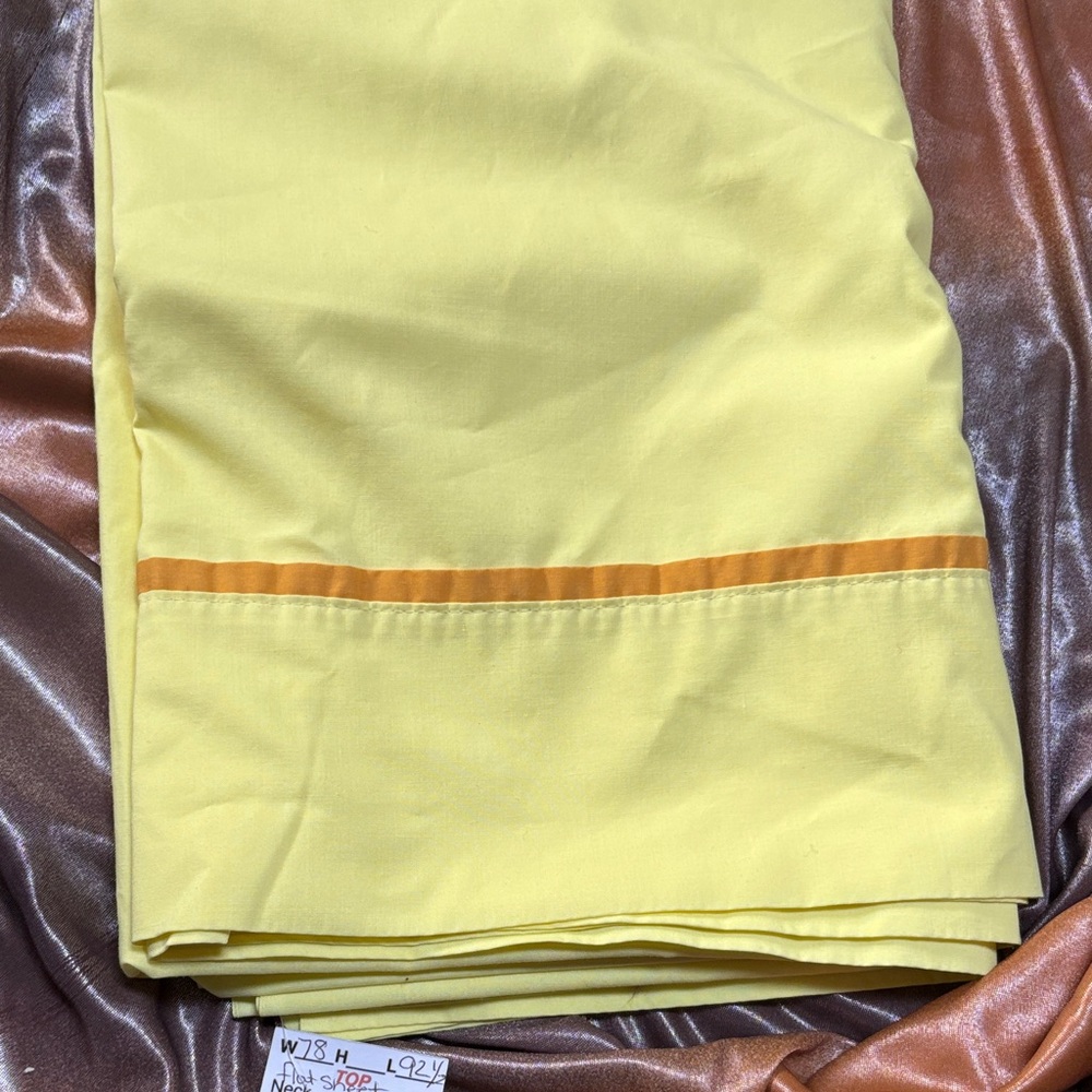 Vintage full flat Yellow with Gold Stripe. Springmaid. A5‎